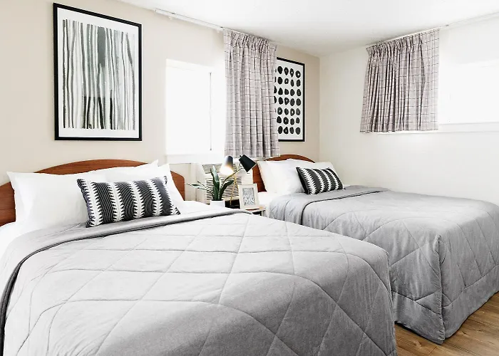 Intown Extended Chicago Il - Oakbrook Hotel 2*