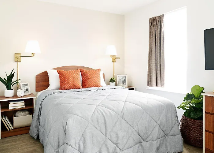 Intown Extended Chicago Il - Oakbrook 2*